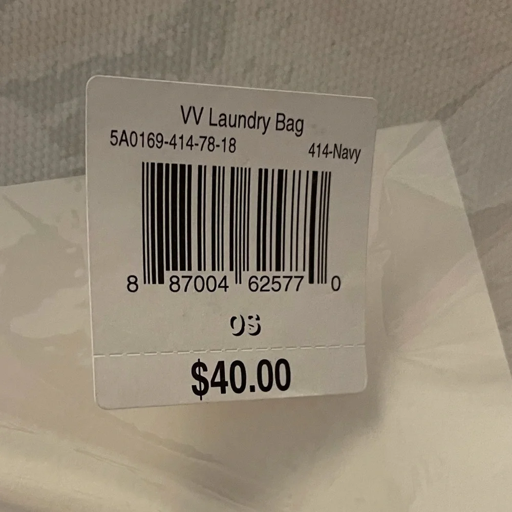 Discontinued Vineyard Vines Navy Striped Canvas Laundry Bag